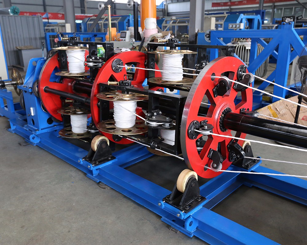 Poly-steel Rope Machine